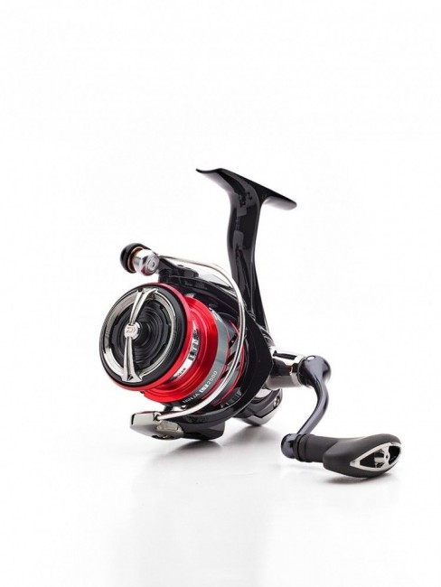 Катушка Daiwa 18 Ninja LT2500 Катушка Daiwa 18 Ninja LT2500